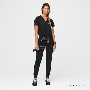 Black Zamora Set Figs Small